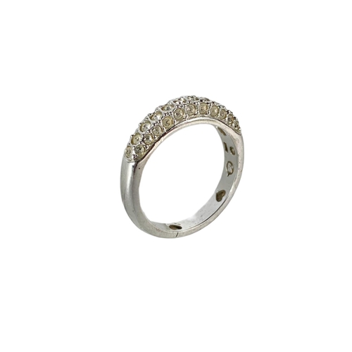 672 - Silver Swarovski ring