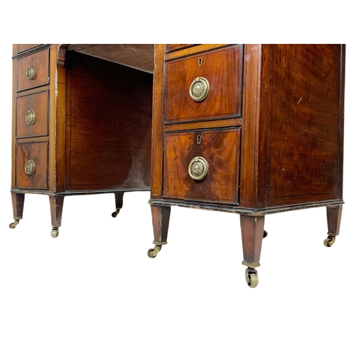 826 - Edwardian leather top desk in the Sheraton style. 102/56/94cm