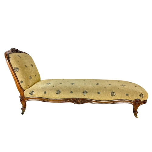 827 - 19th century french carved walnut chaise lounge. 160cm