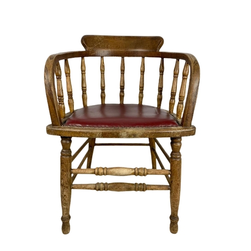 829 - Edwardian oak desk chair.