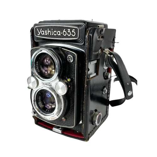 83 - Vintage Yashica-635 camera in case.