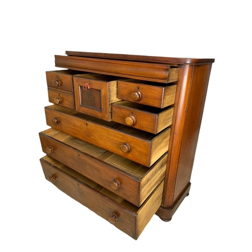 838 - Large Victorian mahogany chest of drawers. 124/48/125cm