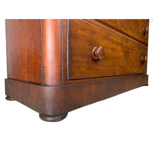 838 - Large Victorian mahogany chest of drawers. 124/48/125cm