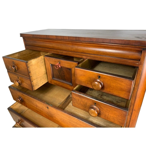 838 - Large Victorian mahogany chest of drawers. 124/48/125cm