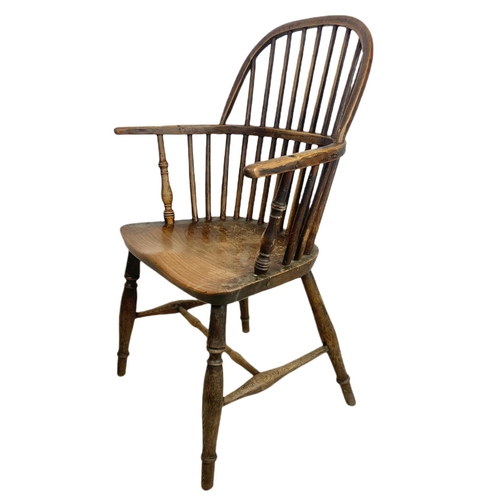 853 - Mid 19th century Windsor armchair. 93cm.