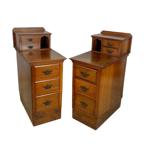 859 - Pair of Edwardian walnut gallery back bedside drawers. 37/60/89cm.