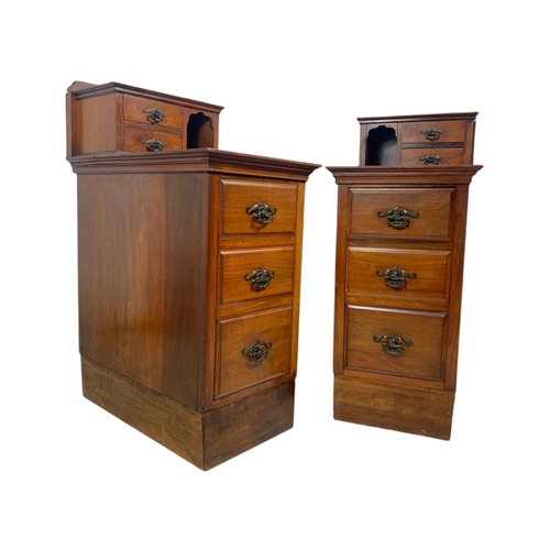 859 - Pair of Edwardian walnut gallery back bedside drawers. 37/60/89cm.