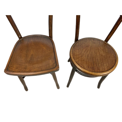 866 - 2 early 20th century bentwood chairs