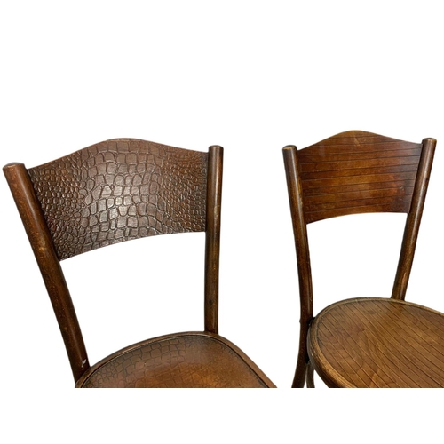 866 - 2 early 20th century bentwood chairs