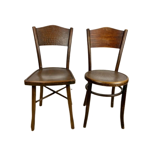 866 - 2 early 20th century bentwood chairs