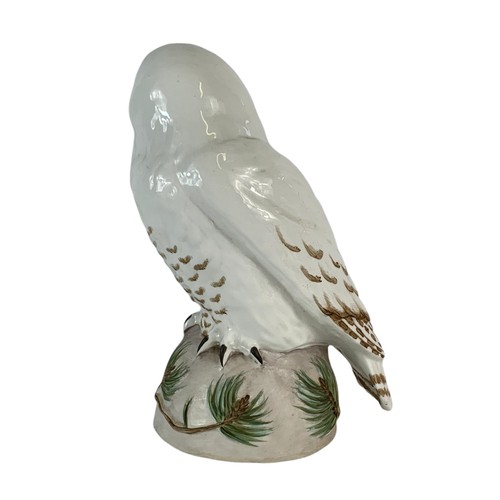 447 - Crown Staffordshire pottery snow owl. 20cm