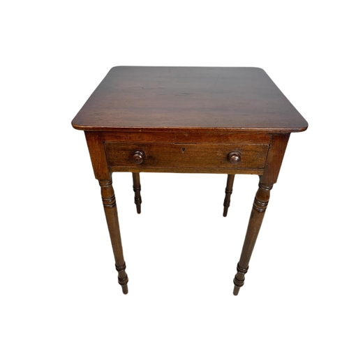 896 - Georgian mahogany side table with drawer. 53/47/72cm