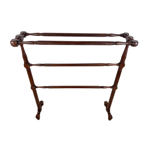 922 - Edwardian pine towel rail. 72/18/79cm