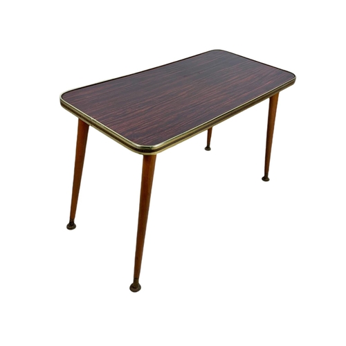 943 - 1960’s mid century coffee table. 61/40/41cm