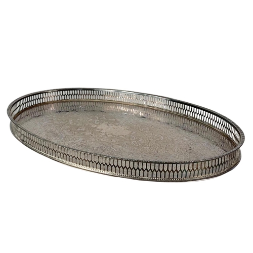 571 - 3 silver plated trays. Largest 51/36cm