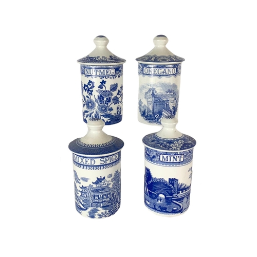 581 - Quantity of Spode pottery. Including 4 spice jars.