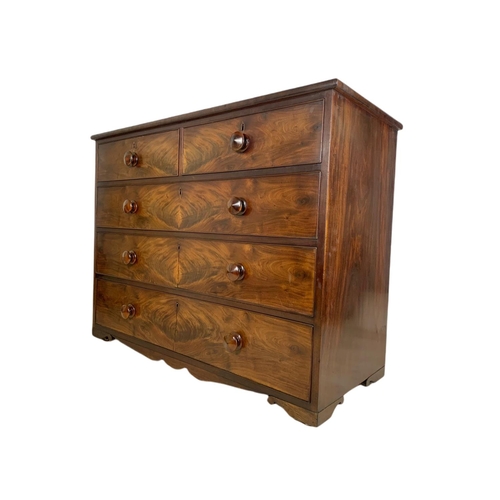 962 - Victorian mahogany 2 over 3 chest of drawers. 115/50.5/92cm