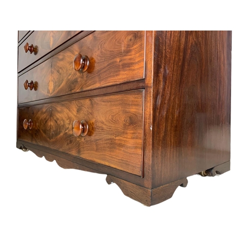 962 - Victorian mahogany 2 over 3 chest of drawers. 115/50.5/92cm