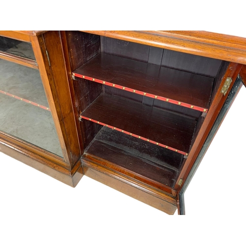 979 - Large Victorian mahogany break front bookcase. 191/46/91cm