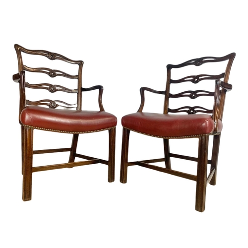 1000 - Set of 8 Irish Chippendale Georgian style mahogany chairs. Circa 1900