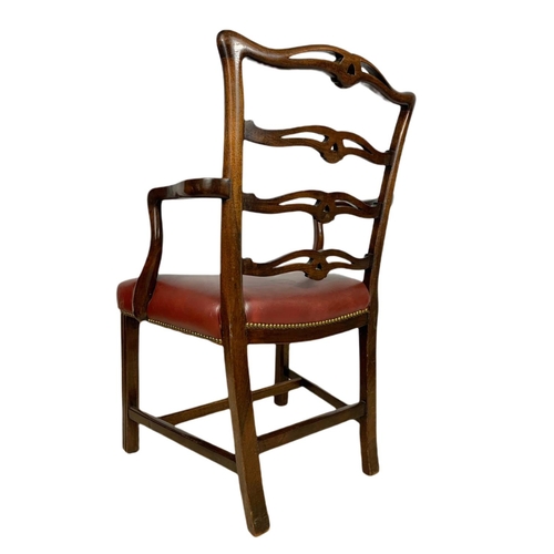 1000 - Set of 8 Irish Chippendale Georgian style mahogany chairs. Circa 1900