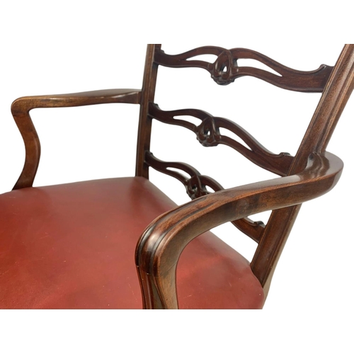 1000 - Set of 8 Irish Chippendale Georgian style mahogany chairs. Circa 1900