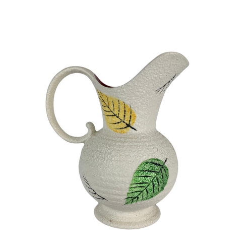 486a - Mid century Crown Devon jug. 16cm.