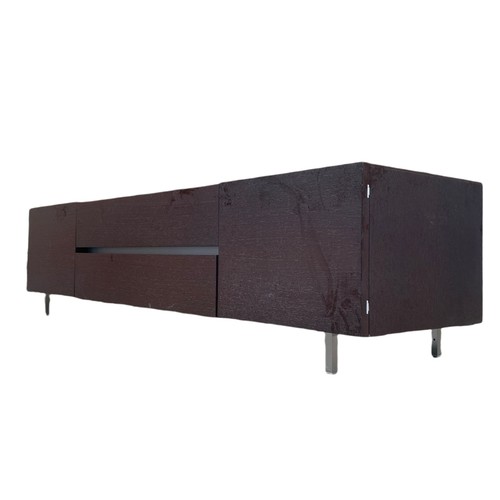 908 - The Max sideboard designed by Paolo Piva for Poliform. 230/60/58.5cm