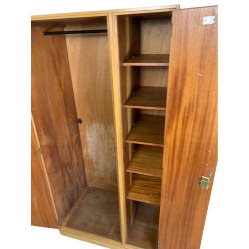 1055 - Vintage oak Stag wardrobe. 91.5/56/178cm