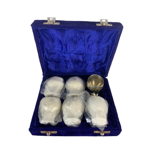 611 - 2 sets of drinking goblets in cases. Biggest case 19/16cm