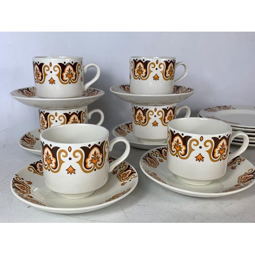 628 - Mid century Arklow Studio Kraft part tea set.