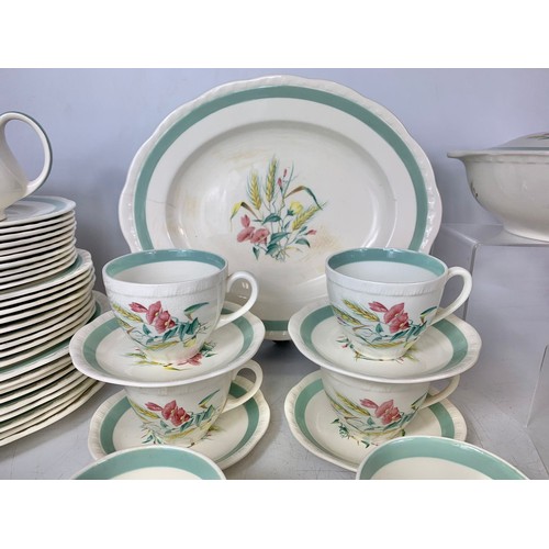 470a - 61 piece mid century Alfred Meakin tea and dinner ware