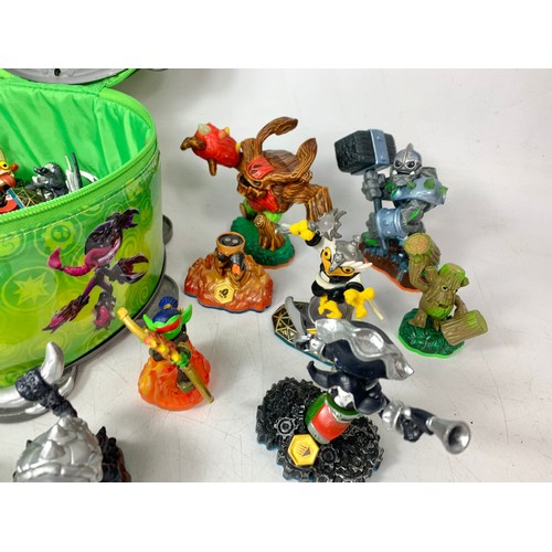 55a - Skylanders Swap Force figures for XBOX.