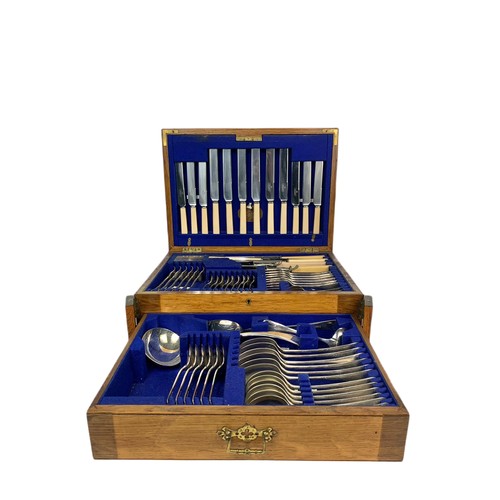 515 - Oak cased cutlery set gifted too Captain Charles P. Watson on the occasion of his marriage 1923. Sil... 