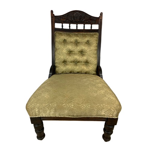 1013 - Edwardian nursing chair. 61/57/93cm