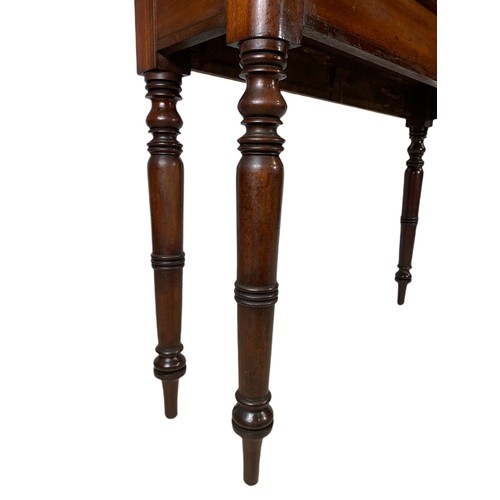 932 - Georgian mahogany console table. 108/32/75cm