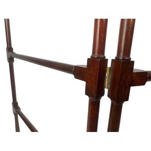 1046 - Georgian style mahogany towel rail. Full width 107. Height 110cm