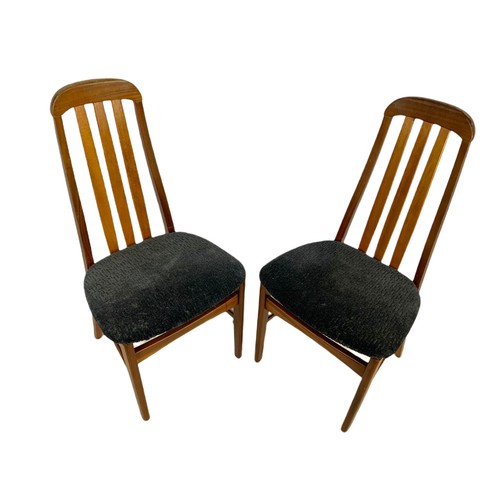 1073 - 5 mid century beech chairs.