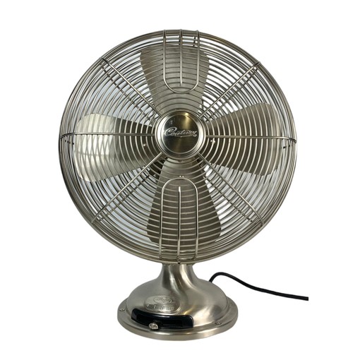 715 - Hunter Century heavy duty electric fan. Fan measures 44cm