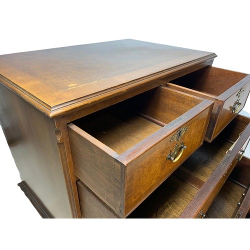 1009 - 1930’s burr walnut chest of drawers. 74/50/101cm