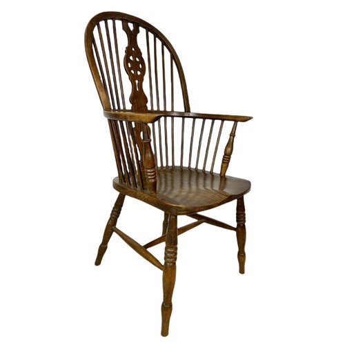 912 - Large mid 19th century elm and beech Windsor armchair