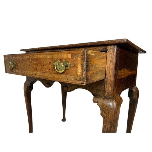 954 - Georgian oak lowboy. 77.5/45/71.5cm