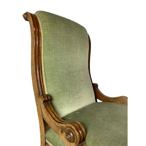 1012 - Victorian oak ladies chair. 55/56/93cm