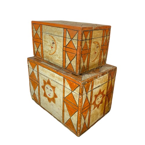 1075 - 2 painted wooden storage boxes. Largest 60/39/40cm