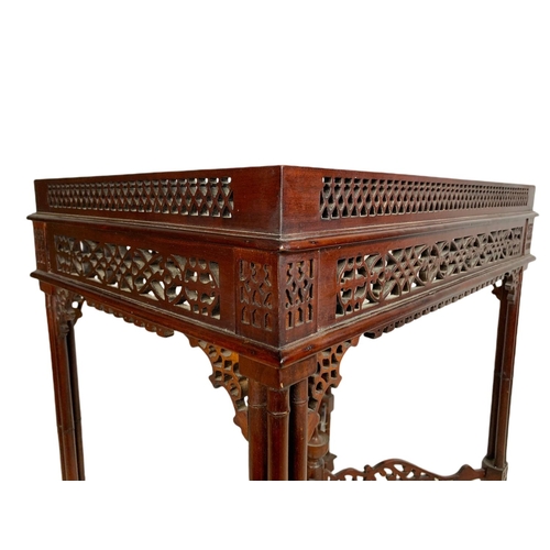 1086 - Carved mahogany silver table in the mid 18th century Chippendale style. 62/42/67cm