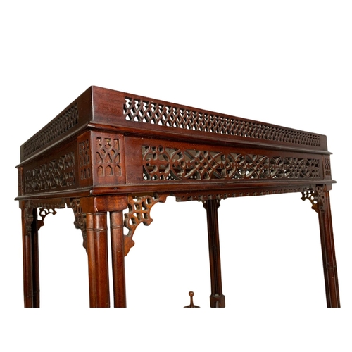 1086 - Carved mahogany silver table in the mid 18th century Chippendale style. 62/42/67cm