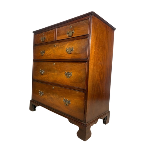 943b - Edwardian inlaid chest of drawers in the Georgian style. 86/49/108cm