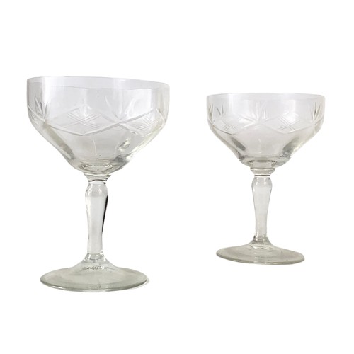 406 - 4 pairs of vintage champagne glasses