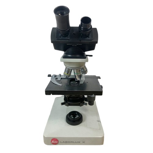 722b - Leitz Laborlux K biological microscope. 31/42cm