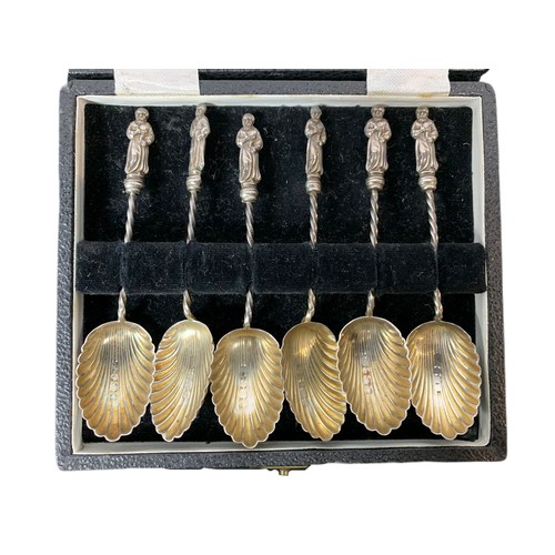 654a - Set of 6 sterling silver early 20th century decorative spoons in case, Birmingham